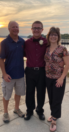 The Manlink Family homecoming image