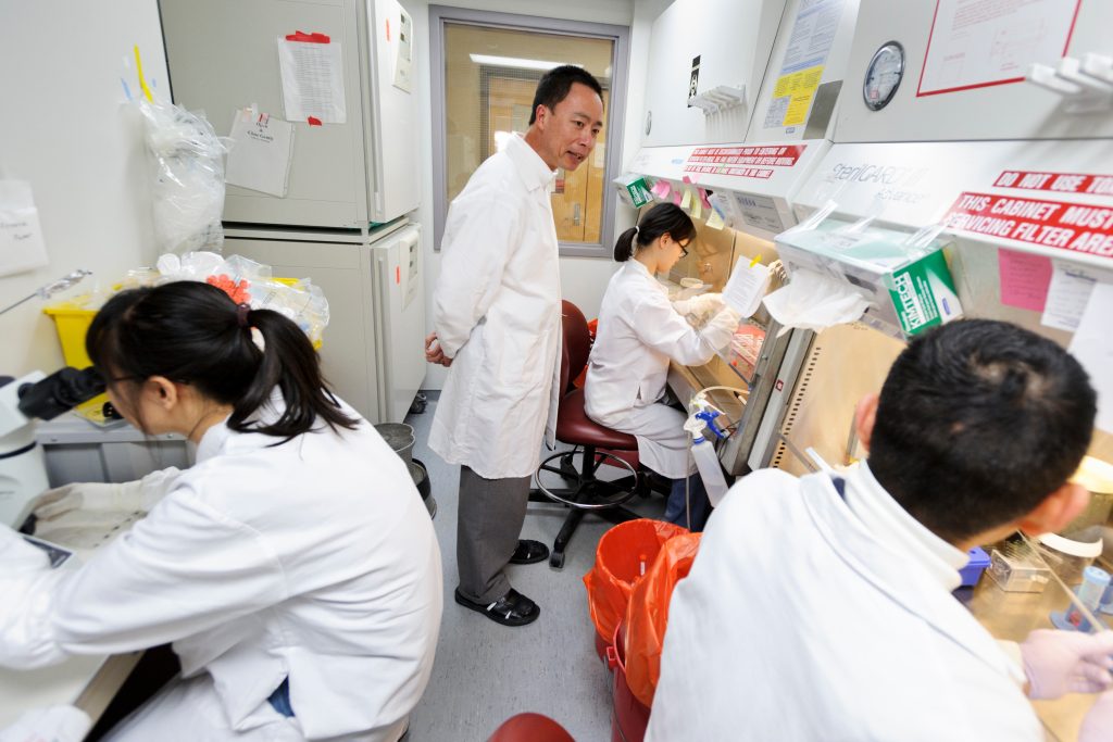 Su-Chun and lab members